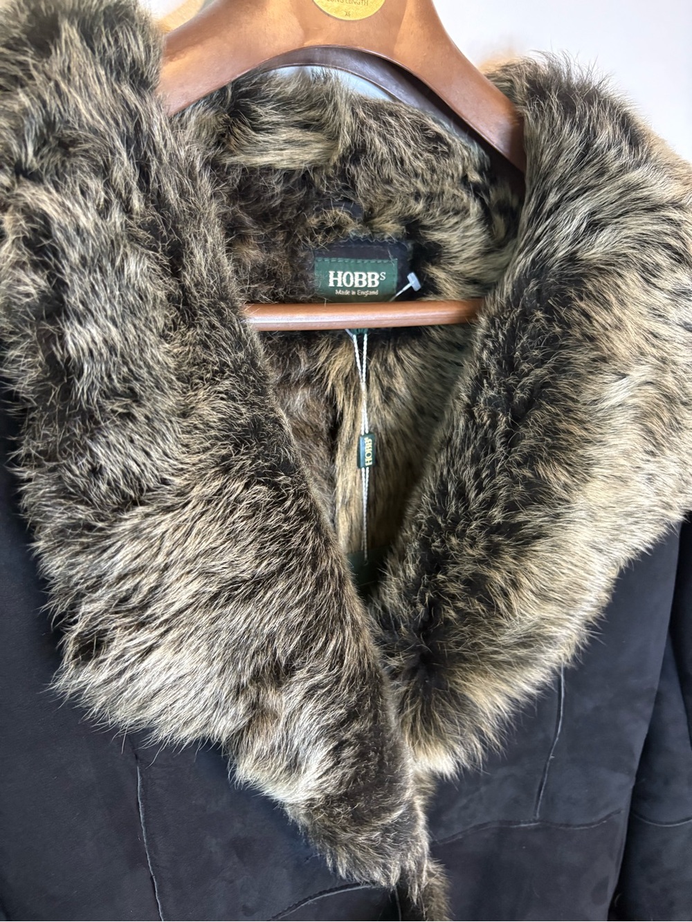 Luxurious Sheepskin Mob Wife Coat by Hobbs London - Size 10 - Picture 2 of 5